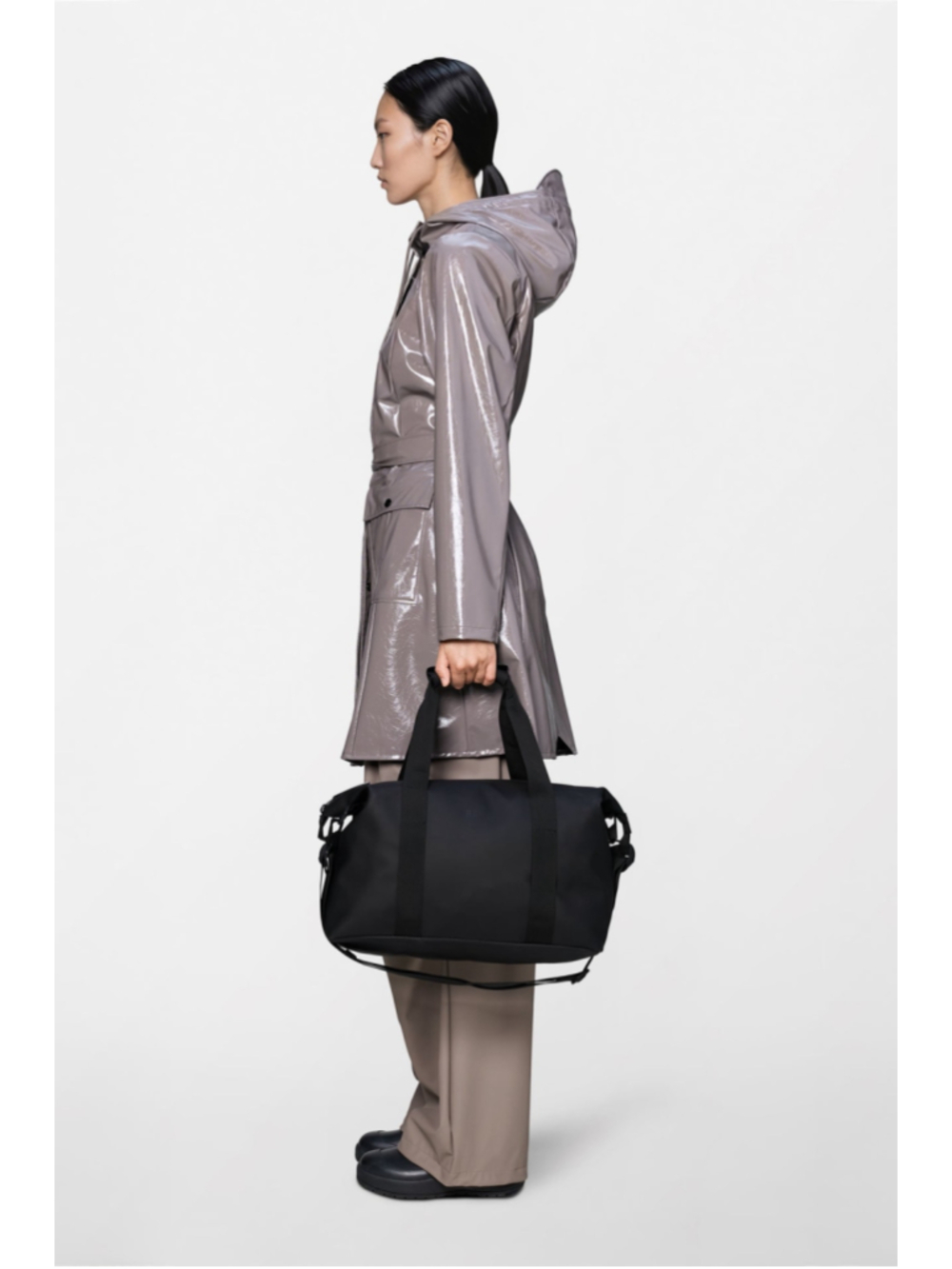RAINS Hilo Weekend Bag Small - Black - Style 14221 - Brand New! - Picture 3 of 8